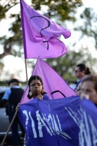 Piquete contra la violencia de género en la Policía