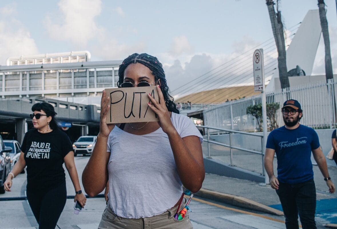 Imagen de protesta por renuncia de Ricardo Rosselló (Mari Blanca Robles)