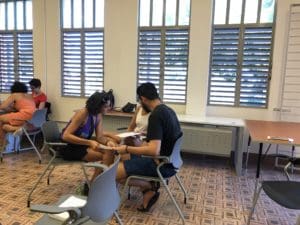 Diálogo Adolfina Villanueva sobre la vivienda digna (Alejandra Lara Infante)