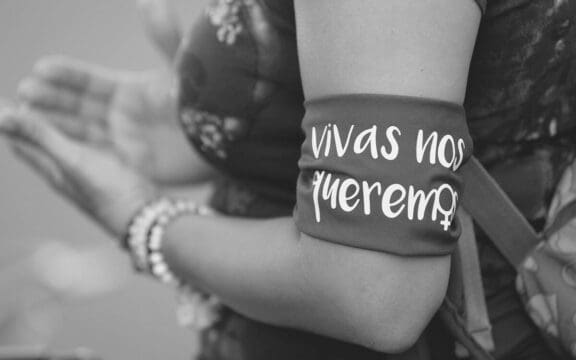 Vivas nos queremos (Ana María Abruña Reyes)