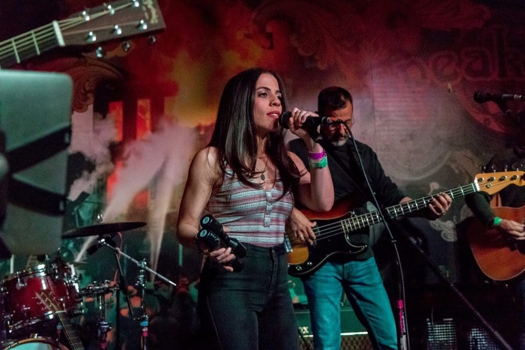 Cantautora Nore Feliciano